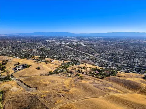 1321 NE Terra Vista Ct, Milpitas, CA 95035