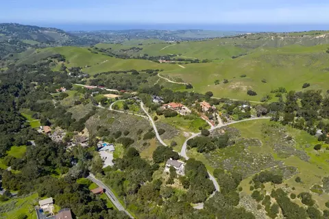 View/Area - 397 Corral De Tierra Rd B, Salinas, CA 93908 photo 9 of 15