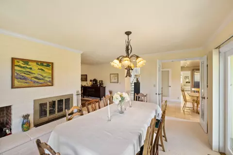 Dining - 397 Corral De Tierra Rd B, Salinas, CA 93908 photo 2 of 4