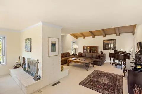 Living - 397 Corral De Tierra Rd B, Salinas, CA 93908 photo 1 of 6