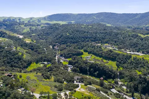 View/Area - 397 Corral De Tierra Rd B, Salinas, CA 93908 photo 14 of 15