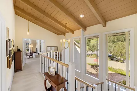 Entry Way - 397 Corral De Tierra Rd B, Salinas, CA 93908 photo 3 of 5