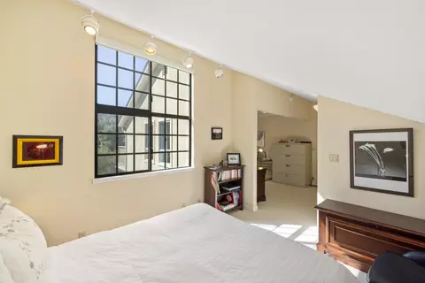 Bedroom - 397 Corral De Tierra Rd B, Salinas, CA 93908 photo 11 of 11