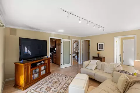 Living - 397 Corral De Tierra Rd B, Salinas, CA 93908 photo 6 of 6