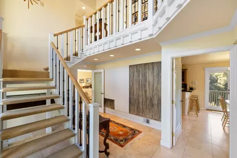 Entry Way - 397 Corral De Tierra Rd B, Salinas, CA 93908 photo 1 of 5