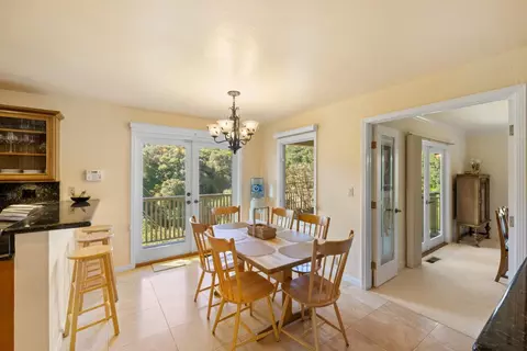 Dining - 397 Corral De Tierra Rd B, Salinas, CA 93908 photo 4 of 4
