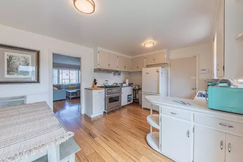 Kitchen - 1986 Luxton St, Seaside, CA 93955 photo 1 of 3