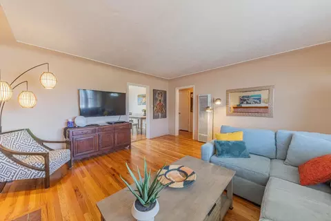 Living - 1986 Luxton St, Seaside, CA 93955 photo 3 of 3