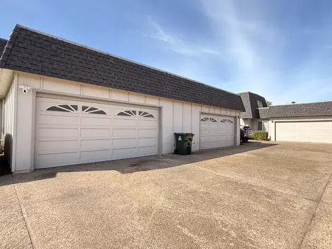 Exterior - 12911 Barkley Dr, Salinas, CA 93906 photo 3 of 8
