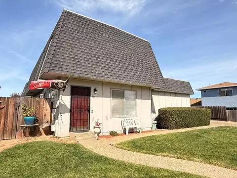 Exterior - 12911 Barkley Dr, Salinas, CA 93906 photo 2 of 8