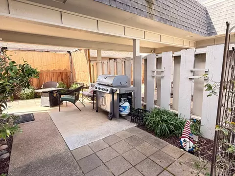 Exterior - 12911 Barkley Dr, Salinas, CA 93906 photo 7 of 8