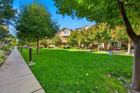 Exterior - 56 Regency Pl, Hayward, CA 94544 photo 10 of 12
