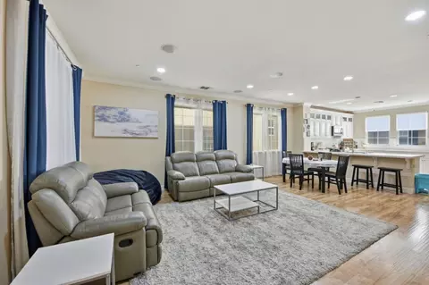 Living - 56 Regency Pl, Hayward, CA 94544 photo 1 of 2