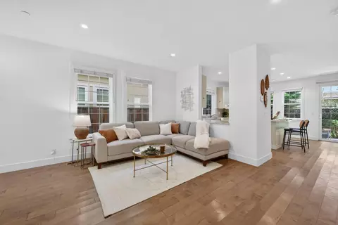 1083 Ed Roth Ter, Sunnyvale, CA 94086