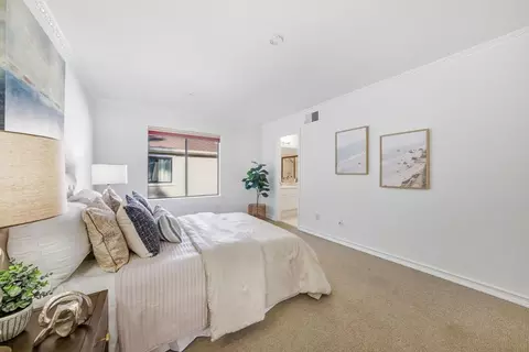 994 La Mesa Ter F, Sunnyvale, CA 94086