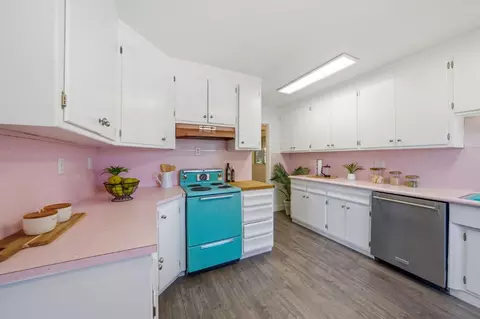 22389 Moyers St, Castro Valley, CA 94546