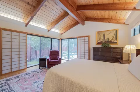 Bedroom - 25207 Casiano Dr, Salinas, CA 93908 photo 2 of 8