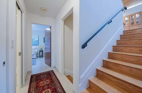 Entry Way - 25207 Casiano Dr, Salinas, CA 93908 photo 4 of 6