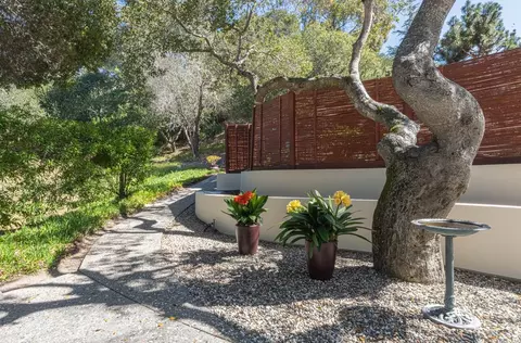 Exterior - 25207 Casiano Dr, Salinas, CA 93908 photo 2 of 18