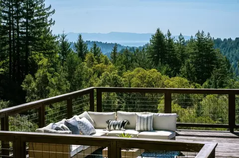 555 Bohnen Rd, Santa Cruz, CA 95065