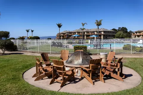 221 Seascape Resort Dr, Aptos, CA 95003