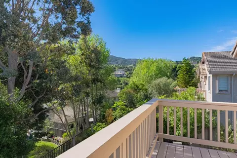 Exterior - 25215 Azalea Ct, Salinas, CA 93908 photo 8 of 9