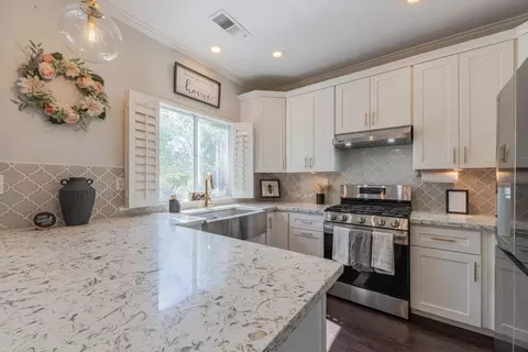 Kitchen - 25215 Azalea Ct, Salinas, CA 93908 photo 1 of 4