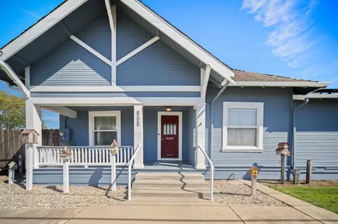 805 Iverson St, Salinas, CA 93901
