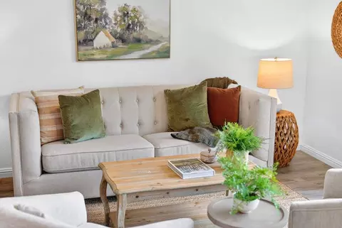 Living - 704 Encino Dr, Aptos, CA 95003 photo 3 of 4