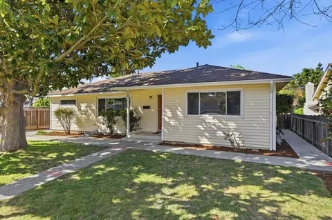 1075 Plymouth Dr, Sunnyvale, CA 94087