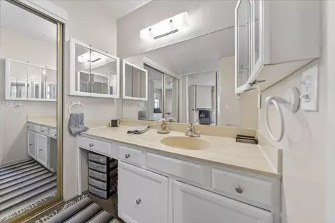 Bath - 1184 Barbara Ct, Seaside, CA 93955 photo 1 of 5