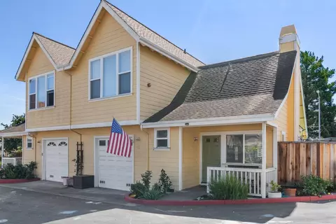 4 Holly Dr C, Freedom, CA 95019