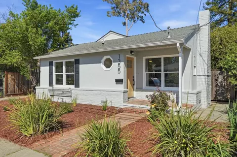 1355 Regent St, Redwood City, CA 94061