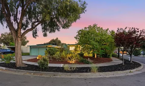 866 Cornwall Ct, Sunnyvale, CA 94087