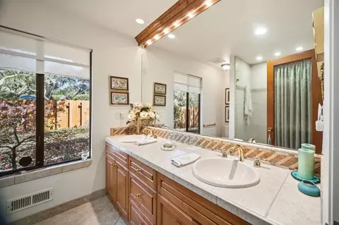 Bath - 2911 Colton Rd, Pebble Beach, CA 93953 photo 5 of 7