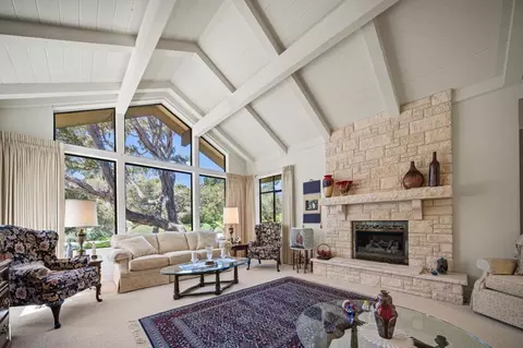 Living - 2911 Colton Rd, Pebble Beach, CA 93953 photo 3 of 6