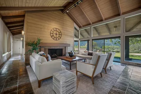 131 Rancho Rd, Carmel Valley, CA 93924