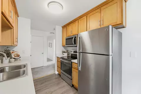 Kitchen - Lynn Ave, Milpitas, CA 95035 photo 4 of 6