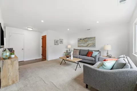 Living - Lynn Ave, Milpitas, CA 95035 photo 3 of 4