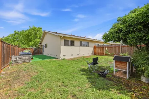 Exterior - Lynn Ave, Milpitas, CA 95035 photo 6 of 9