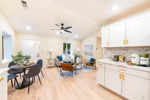 2188 Patton Ave, Napa, CA 94559