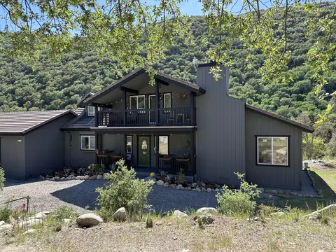 45100 Carmel Valley Rd, Greenfield, CA 93927