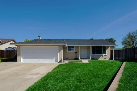 476 Safari Dr, San Jose, CA 95123