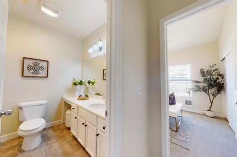 Entry Way - 108 Bryant St 30, Mountain View, CA 94041 photo 3 of 4