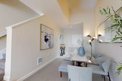 Dining - 108 Bryant St 30, Mountain View, CA 94041 photo 2 of 3