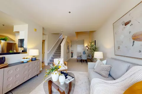 Living - 108 Bryant St 30, Mountain View, CA 94041 photo 4 of 4