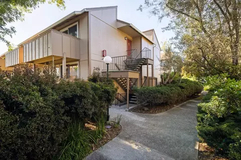 2456 W Bayshore Rd 10, Palo Alto, CA 94303