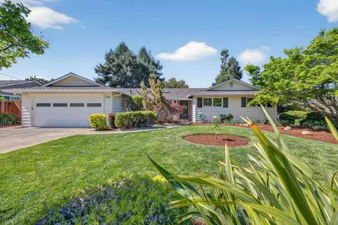 13411 Pastel Ln, Mountain View, CA 94040