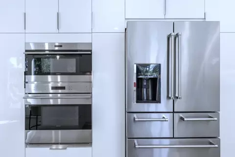 Kitchen - 2524 Sun Mor Ave, Mountain View, CA 94040 photo 3 of 4