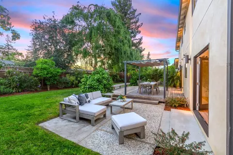 Exterior - 2524 Sun Mor Ave, Mountain View, CA 94040 photo 14 of 22